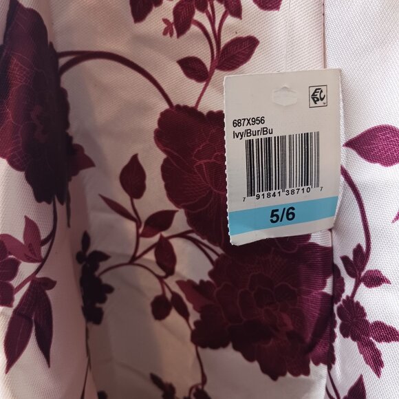 NEW B. Darlin Floral Fit & Flare Mini Dress Juniors Size 5/6 Burgundy Floral - Picture 7 of 12